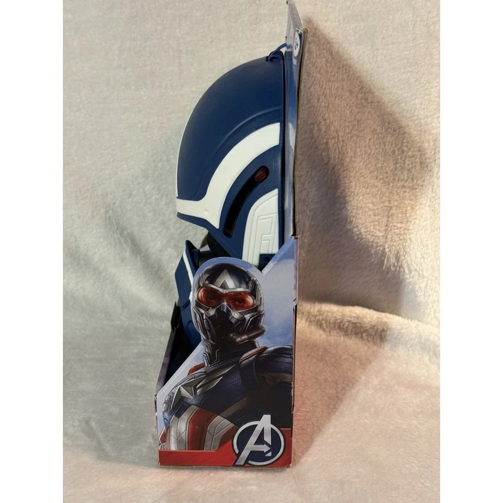 Marvel‎ Studios Captain America Brave New World Flight Vision Mask Box Dmg - Picture 3 of 6